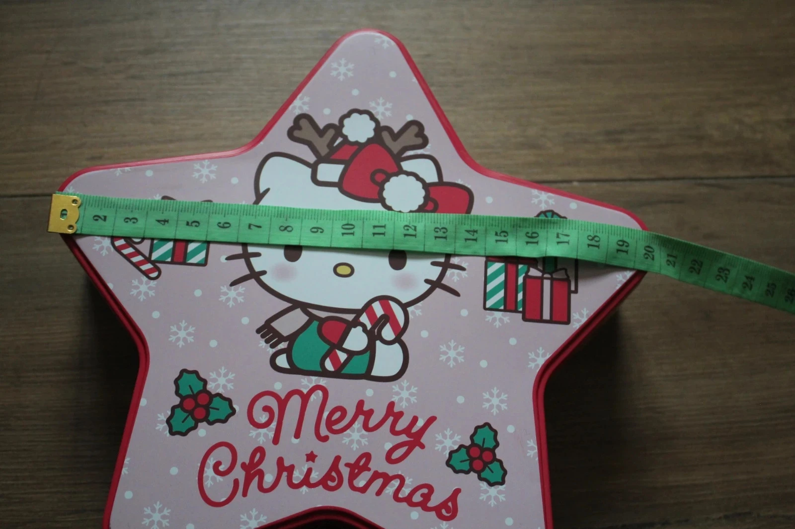 Caixa de metal Hello Kitty - Edição Especial de Natal – photo 4